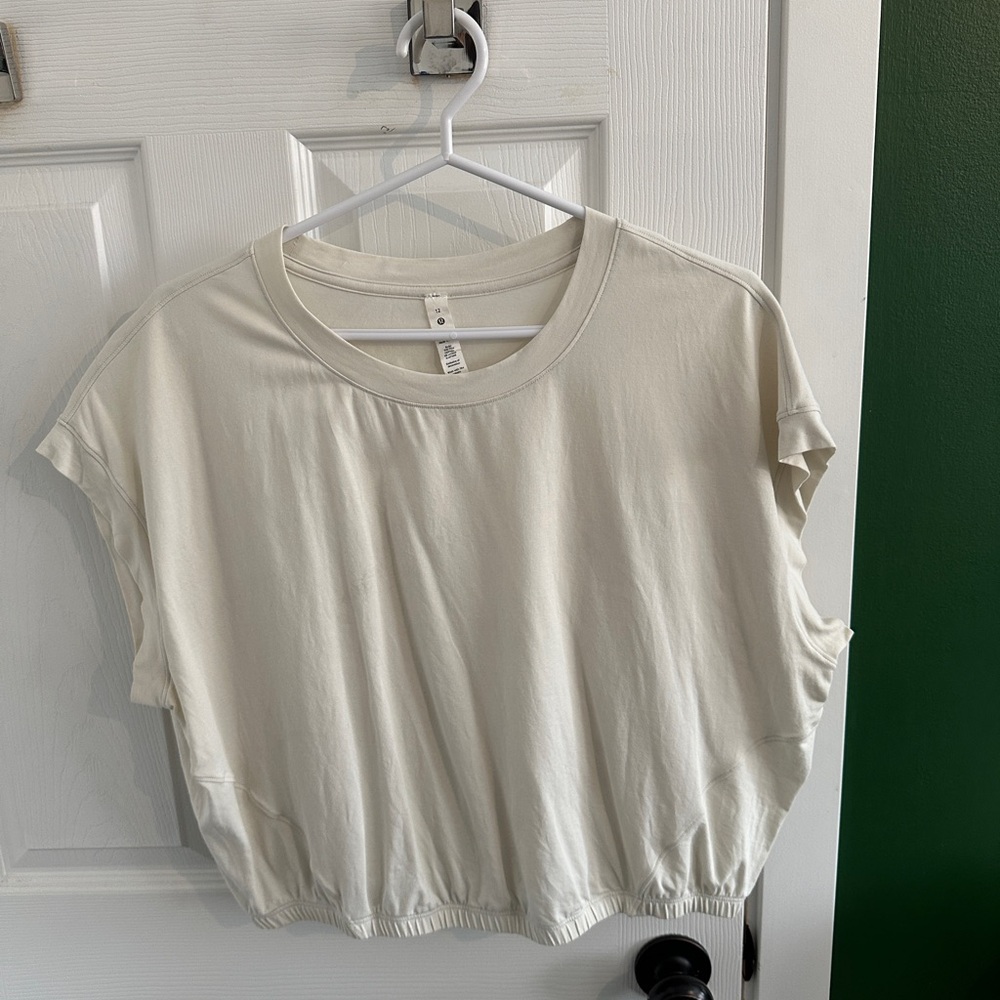 lululemon athletica Cream Cropped Short Sleeve Top